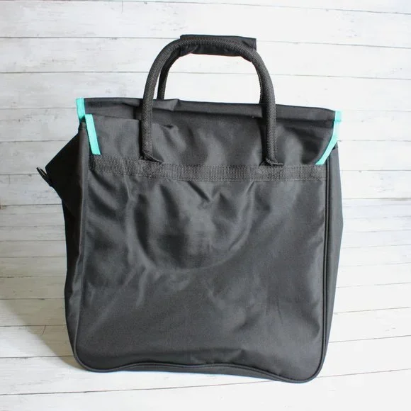 Tupperware Logo Consultant Tote Duffle Bag - Picture 2 of 3